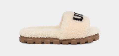 White hotsell uggs slippers